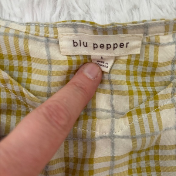 Blu Pepper Cropped Tank Size‎ Large - Picture 2 of 6